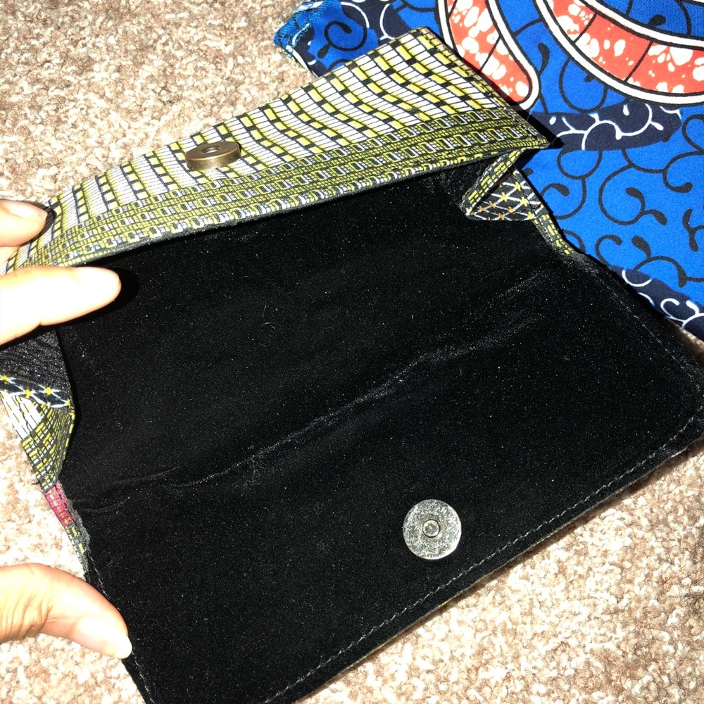 African handmade clutch - Picture 3 of 7